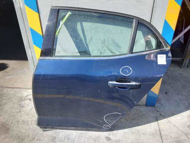 Puerta Trasera Izquierda Renault Megane 1.5 DCI 110CV IV B9 DESDE 12/2015 HASTA 04/2025)