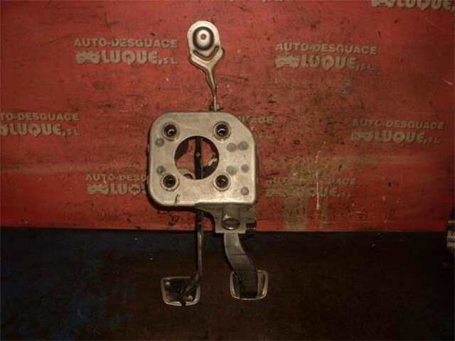 Foto 2ª: Pedal Freno Peugeot 206 2.0 CC [2.0 LTR. - 100 KW 16V CAT (RFN - EW10J4)] [RFN (EW10J4)]