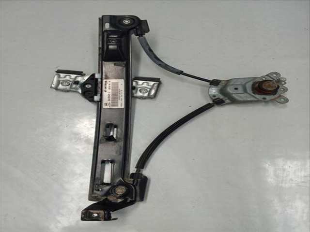 Foto 1ª: Elevalunas Manual Trasero Izquierdo Seat Ibiza 1.6 TDI 105CV 77KW