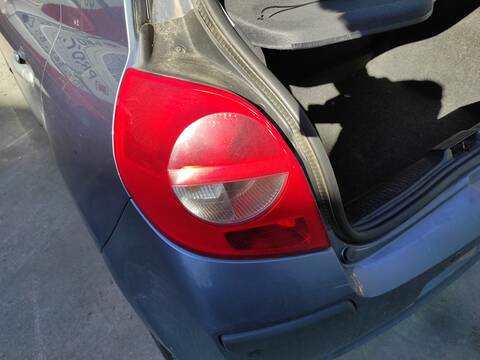 Foto 1ª: Piloto Trasero Izquierdo Renault Clio K9K766 (2005)