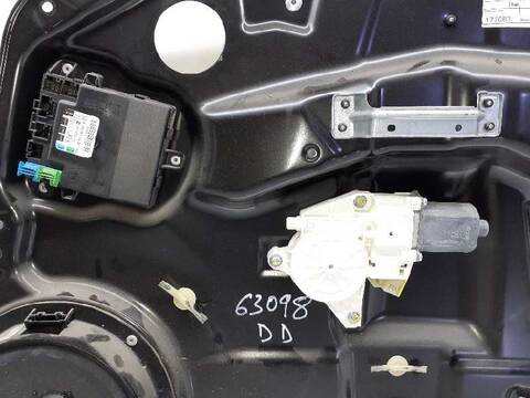 Foto 2ª: Elevalunas Eléctrico Delantero Derecho Mercedes Clase R 280 R 350 CDI 4-MATIC 251.022) 224CV 165KW [OM642950] (2006)