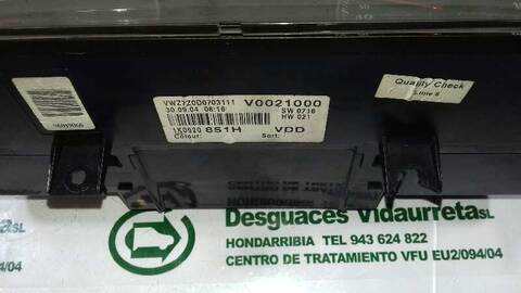 Foto 3ª: Cuadro de Instrumentos Volkswagen Golf TRENDLINE BERLINA 90CV 66KW [BRU] (2004)