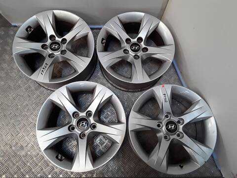 Juego LLantas Hyundai i40 1.7 CRDI 116CV 85KW