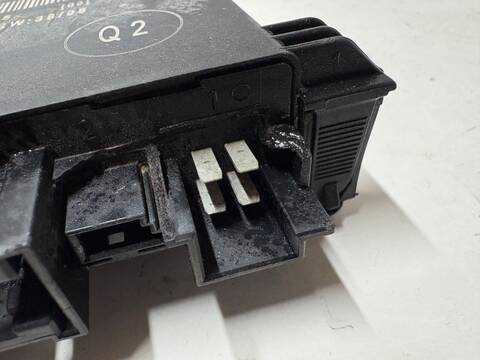 Foto 3ª: Centralita Cierre Centralizado Mercedes Clase E 180 BERLINA