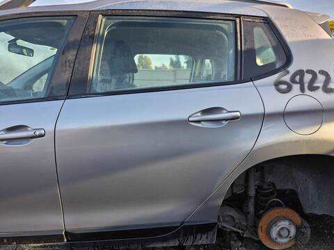Puerta Trasera Izquierda Peugeot 2008 STYLE 82CV 60KW