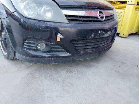 Foto 2ª: Paragolpes Delantero Opel Astra Z17DTH (2006)