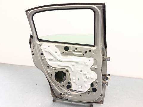 Foto 4ª: Puerta Trasera Izquierda Citroen C3 1.2 PURETECH 82 83CV 61KW [HMR (EB2FA)] (2019)