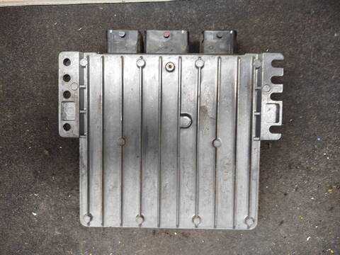 Foto 2ª: Centralita Motor ECU Suzuki Vitara VERSION INDEFINIDA (2001)