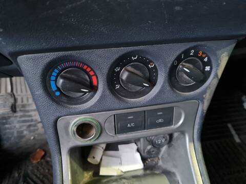 Mando Calefacción A. A. Ford Tourneo KOMBI TREND CORTA 2009 ) 110CV 81KW