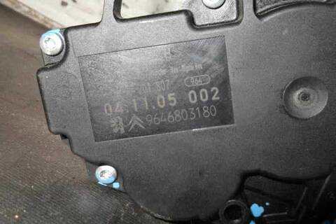 Foto 3ª: Motor Limpia Trasero Citroen C4 PREMIER BERLINA 90CV 66KW [D-9HX] (2005)