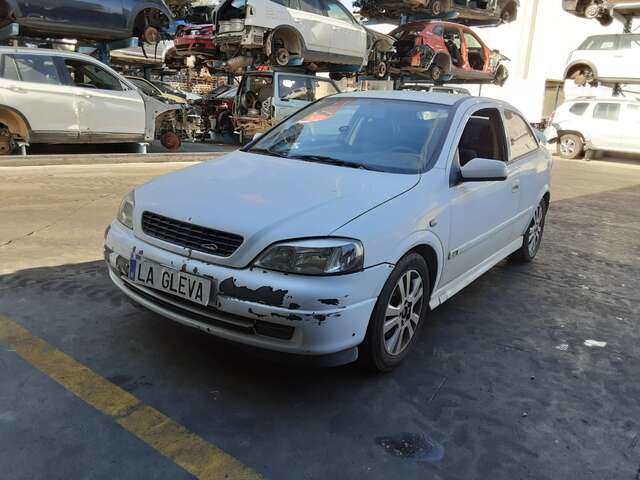Mangueta Delantera Izquierda Opel Astra 2.0 DTI100CV BERLINA