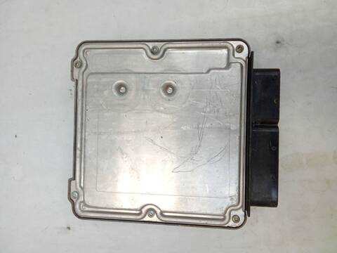 Foto 2ª: Centralita Motor ECU Volkswagen Touran 1.9 TDI 100CV 74KW [AVQ] (2004)
