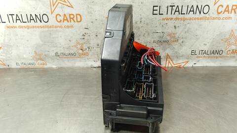 Foto 3ª: Caja Reles Fusibles Mercedes Clase C 160 C 200 CDI BLUEEFFICIENCY 204.001) 136CV 100KW [OM651913] (2014)