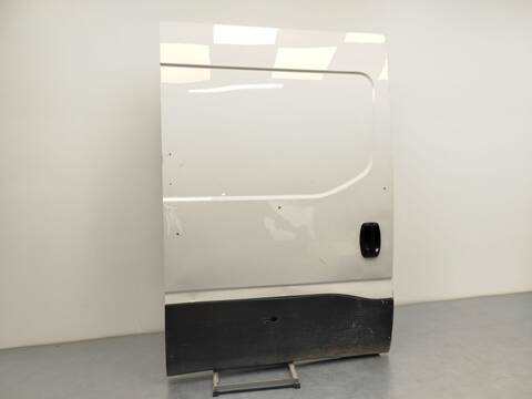 Puerta Lateral Corredera Derecha Iveco Daily 33S16 35S16 35C16 40C16 50C16 156CV 115KW FURGONETA