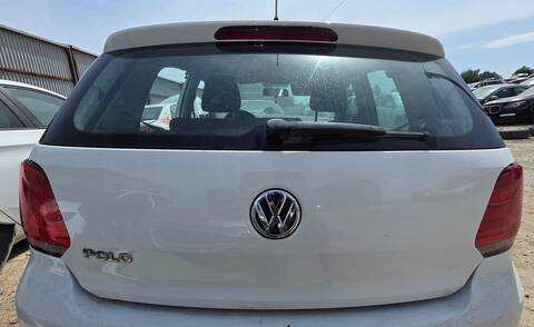 Portón Volkswagen Polo ADVANCE 90CV 66KW