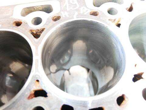Bloque Motor Ford Transit 130 CV 96KW