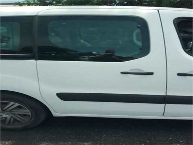 Foto 1ª: Puerta Lateral Corredera Derecha Citroen Berlingo 1.6 TONIC [1.6 LTR. - 68 KW HDI FAP] [9HP ó 9H06]