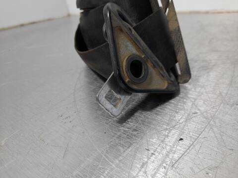 Foto 2ª: Cinturón Trasero Izquierdo Peugeot 205 1.8 D GENERATION BERLINA 60CV 44KW [D-A9A] (1998)