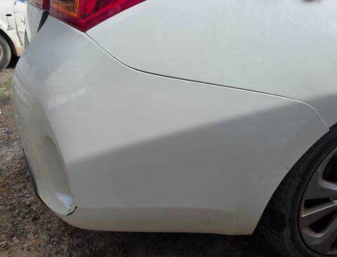 Foto 2ª: Paragolpes Trasero Toyota Auris HYBRID ACTIVE 136CV 100KW (2012)