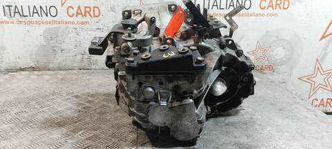 Foto 3ª: Caja Cambios Ssangyong Tivoli CRYSTAL 4X2 116CV 85KW [673910] (2015)