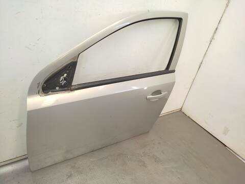 Foto 3ª: Puerta Delantera Izquierda Opel Astra 1.7 CDTI L35) 101CV 74KW [Z17DTH] (2005)