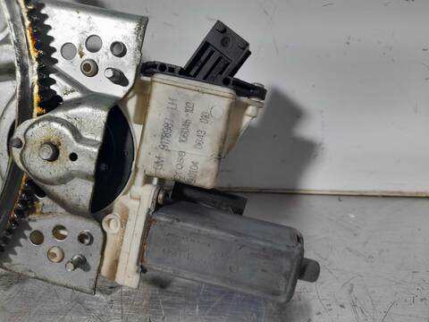 Foto 3ª: Elevalunas Eléctrico Delantero Izquierdo Opel Vectra COSMO BERLINA 120CV 88KW [Z19DT] (2008)