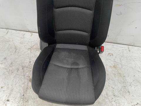 Foto 2ª: Asiento Delantero Derecho Mazda 3 CENTER-LINE 150CV [SHY6  SHY4] (2013)