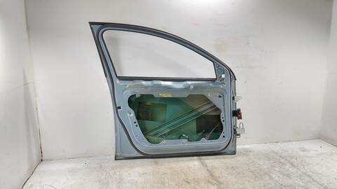 Foto 2ª: Puerta Delantera Izquierda Volkswagen Passat ADVANCE 1 16V TSI 1390 CM3) 122CV [CAX] (2005)