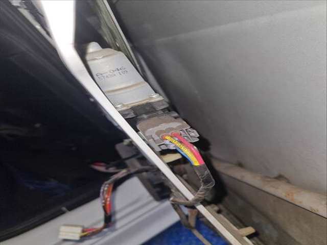 Elevalunas Manual Trasero Derecho Mitsubishi Lancer INVITE 140CV 103KW