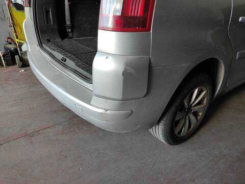 Foto 2ª: Paragolpes Trasero Citroen C4 1.6 HDI MOTOR 9H05 GRAND C4 PICASSO (2012)