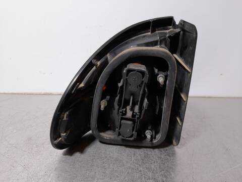 Foto 4ª: Piloto Trasero Derecho Renault Laguna 2.2 DIESEL 83CV 61KW [G8T] (1995)