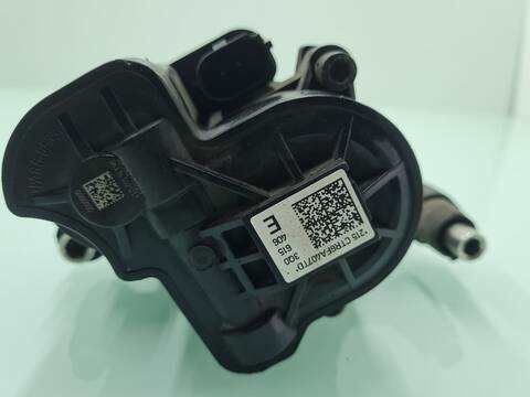 Foto 2ª: Pedal Embrague Volkswagen Passat ADVANCE BMT 120CV 88KW [DCX] (2015)