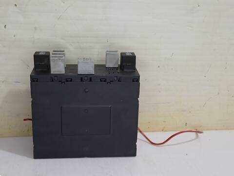 Caja Reles Fusibles Volkswagen Passat INDIVIDUAL BERLINA 140CV 103KW