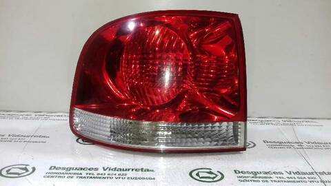 Foto 2ª: Piloto Trasero Izquierdo Volkswagen Touareg TDI V6 225CV 165KW [BKS] (2003)