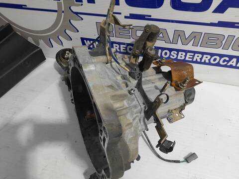 Foto 2ª: Caja Cambios Mazda 3 1.6 16V CAT BERLINA 105CV 77KW [Z6] (2005)