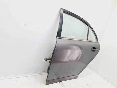 Foto 4ª: Puerta Trasera Izquierda Toyota Avensis 1.8 16V CAT BERLINA 129CV 95KW [1ZZFE] (2005)