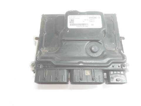 Foto 1ª: Centralita Motor ECU Renault Trafic L1H1 28T (2014)
