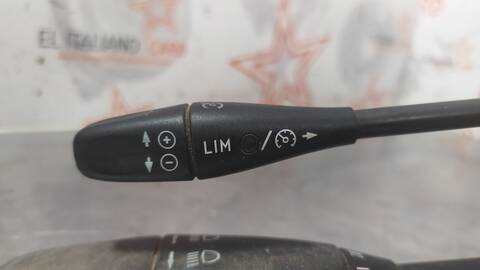 Foto 4ª: Mando Multifuncion Mercedes Clase E 180 E 220 CDI 211.006) BERLINA 150CV 110KW [646961] (2004)