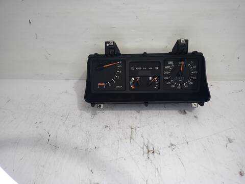 Foto 3ª: Cuadro de Instrumentos Ford Sierra BRILLANT BERLINA 116CV 85KW [N9E] (1990)