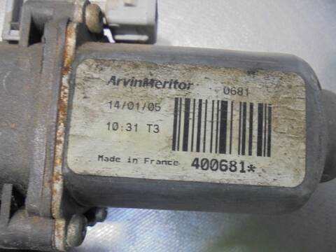 Foto 3ª: Elevalunas Manual Trasero Derecho Peugeot 206 XT BERLINA 88CV 65KW [KFU] (2005)