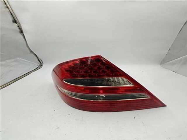 Foto 2ª: Piloto Trasero Izquierdo Mercedes Clase E 180 4.0 E 400 CDI (211.028) [4.0 LTR. - 191 KW CDI 32V CAT] [628.961]