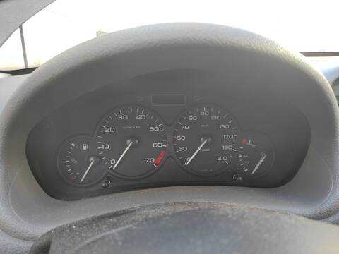 Cuadro de Instrumentos Peugeot 206 KFW