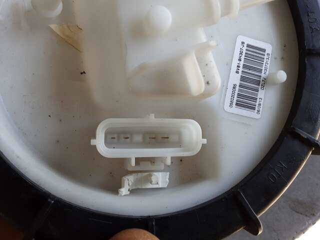 Foto 2ª: Bomba Combustible Ford Focus 1.0 ECOBOOST 125CV 0CV [M1DA] (2014)