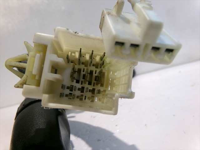 Foto 3ª: Mando Multifuncion Kia Carnival 2.9 CRDI 2001-2006 [J3] (2004)