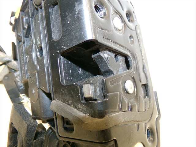 Foto 2ª: Cerradura Puerta Delantera Izquierda Skoda Spaceback 1.4 TDI 2013-2019 [CUS] (2016)