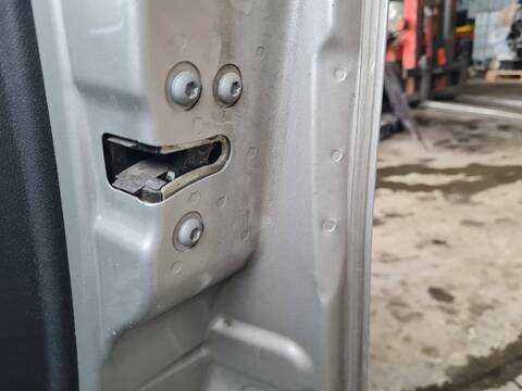 Foto 1ª: Cerradura Puerta Delantera Derecha Fiat Qubo TREKKING 75CV 55KW [199A2000] (2010)