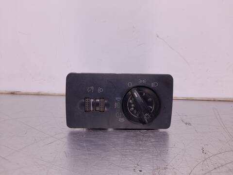 Foto 3ª: Mando Luces Skoda Fabia 75CV 55KW [ASY] (2001)