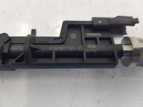 Foto 3ª: Inyectores Bmw X5 M50I [N63B44D] (2018)