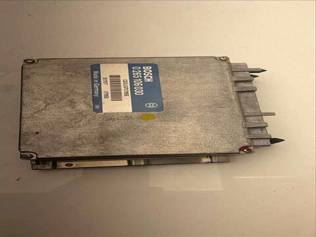 Foto 2ª: Centralita ASR Mercedes Clase S 220 3.5 TD BERLINA 150CV 110KW (1990)