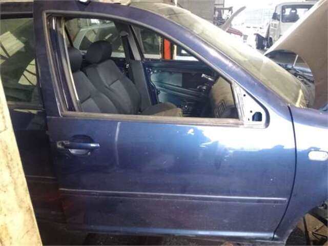 Puerta Delantera Derecha Volkswagen Bora 1.9 HIGHLINE [1.9 LTR. - 81 KW TDI]